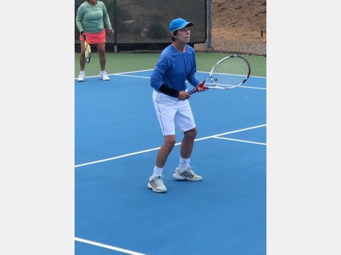 Left photo of tennis players